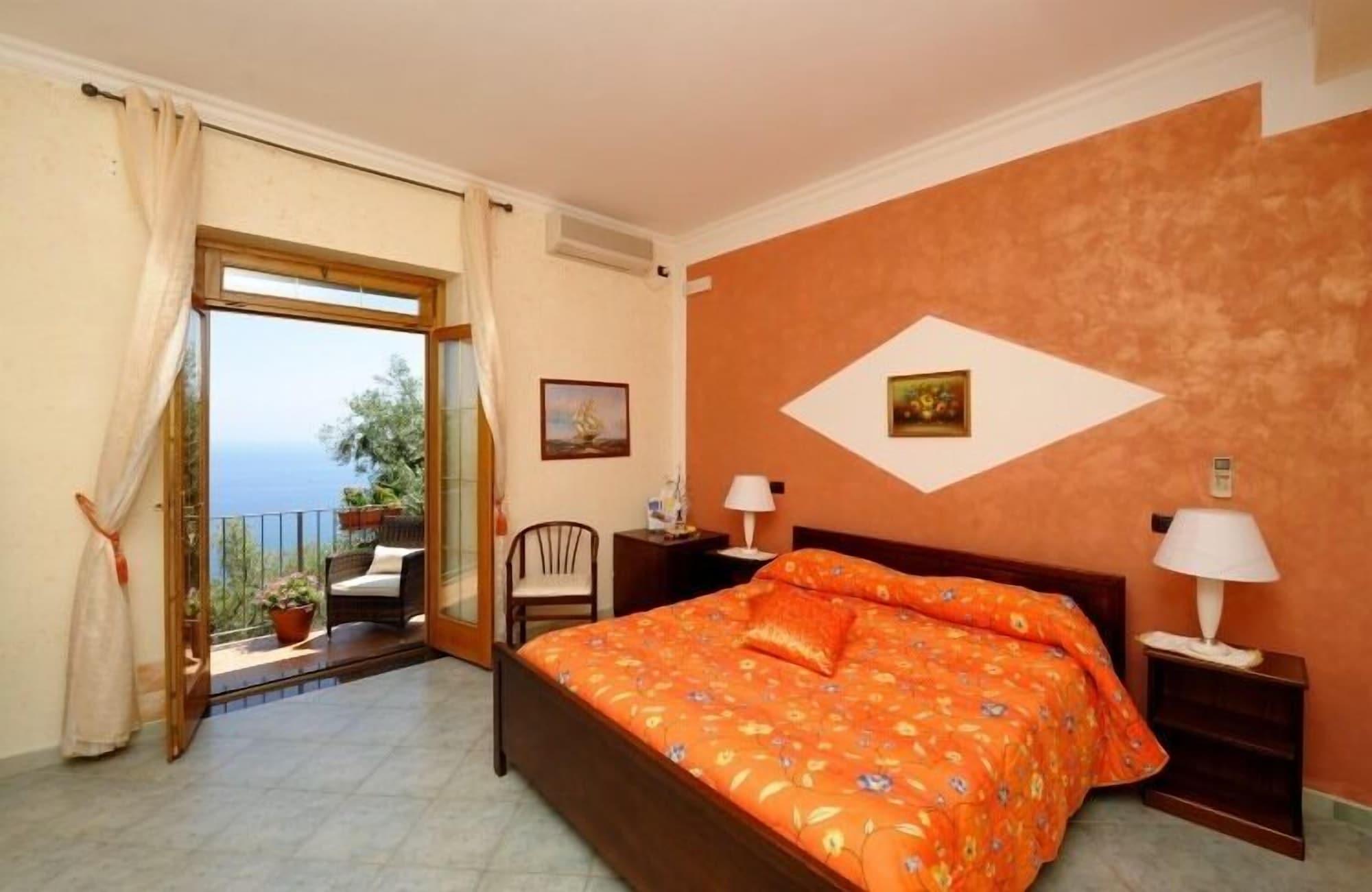 Bed and Breakfast H.H.Le Palme Amalfi Esterno foto