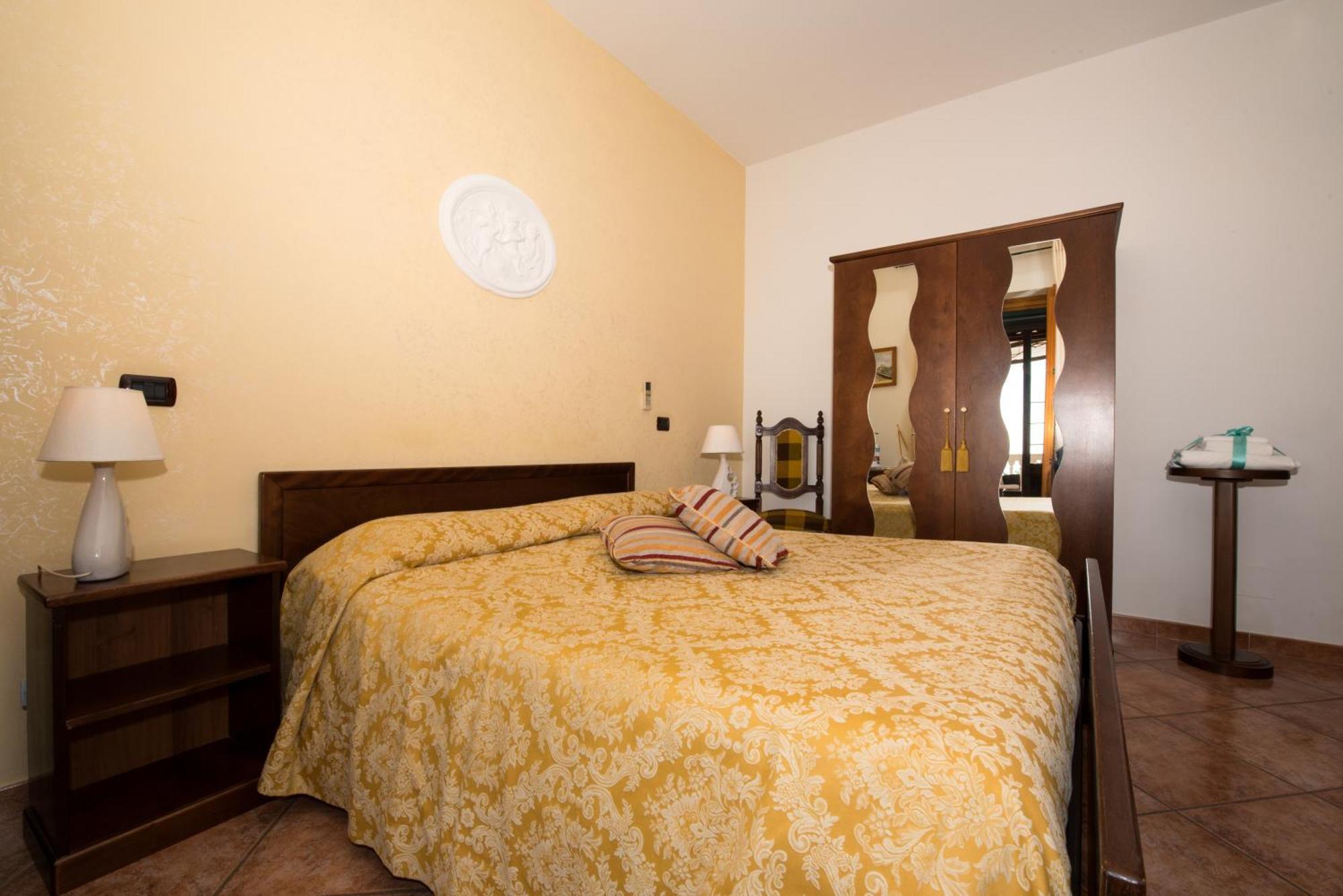 Bed and Breakfast H.H.Le Palme Amalfi Esterno foto