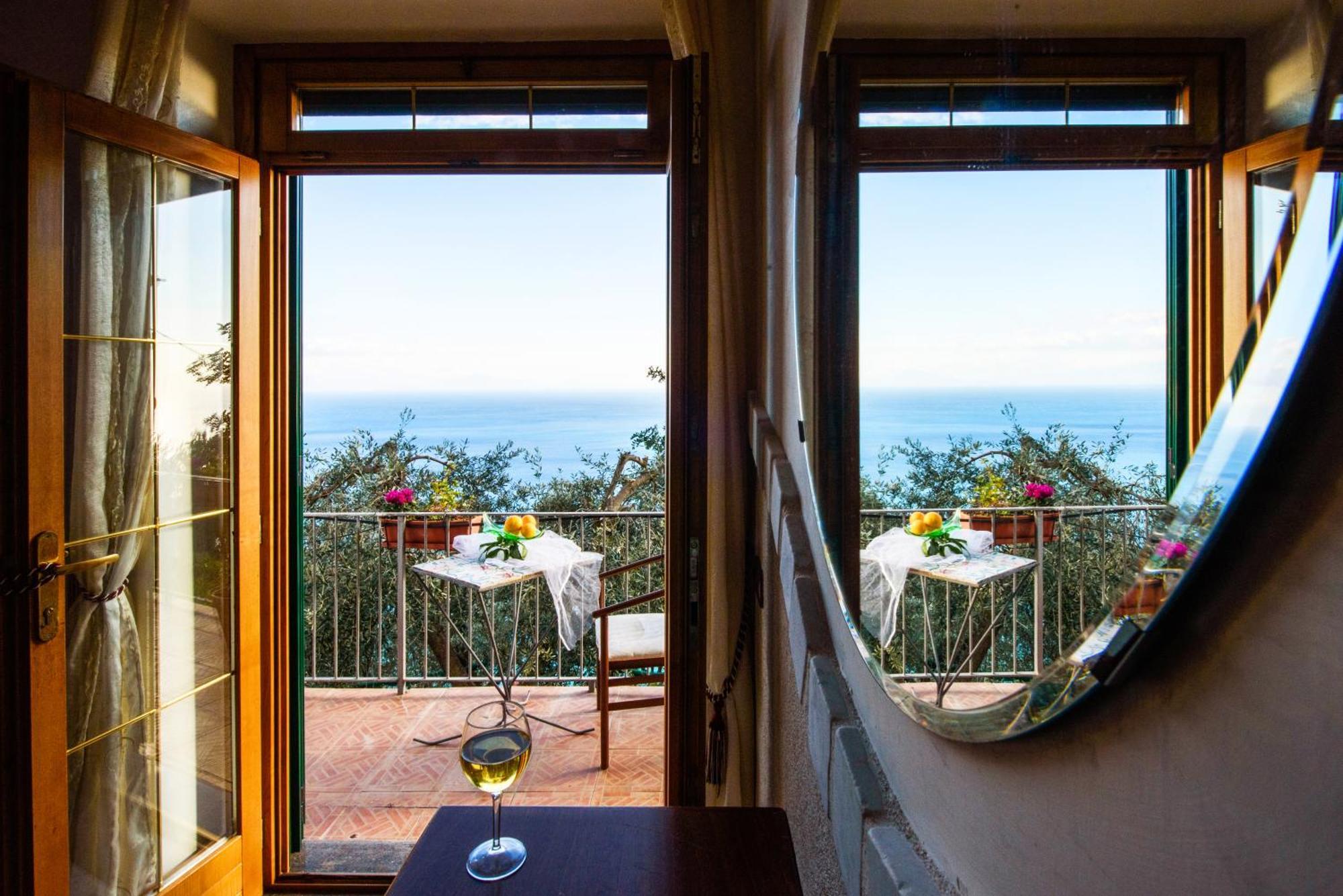 Bed and Breakfast H.H.Le Palme Amalfi Esterno foto