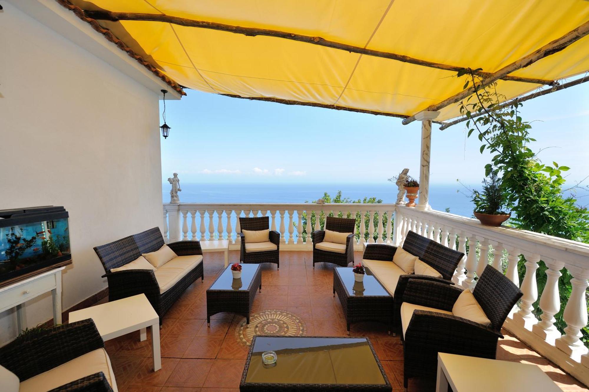 Bed and Breakfast H.H.Le Palme Amalfi Esterno foto