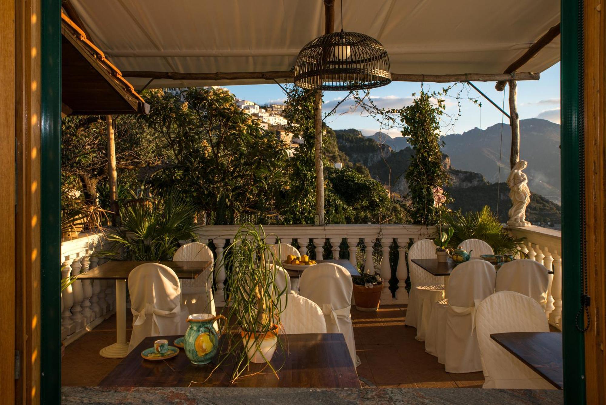 Bed and Breakfast H.H.Le Palme Amalfi Esterno foto