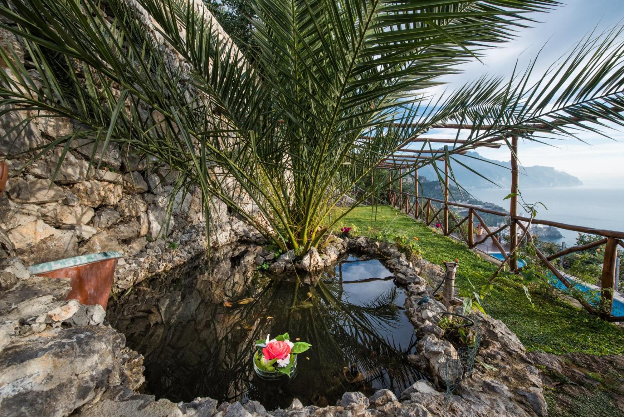 Bed and Breakfast H.H.Le Palme Amalfi Esterno foto