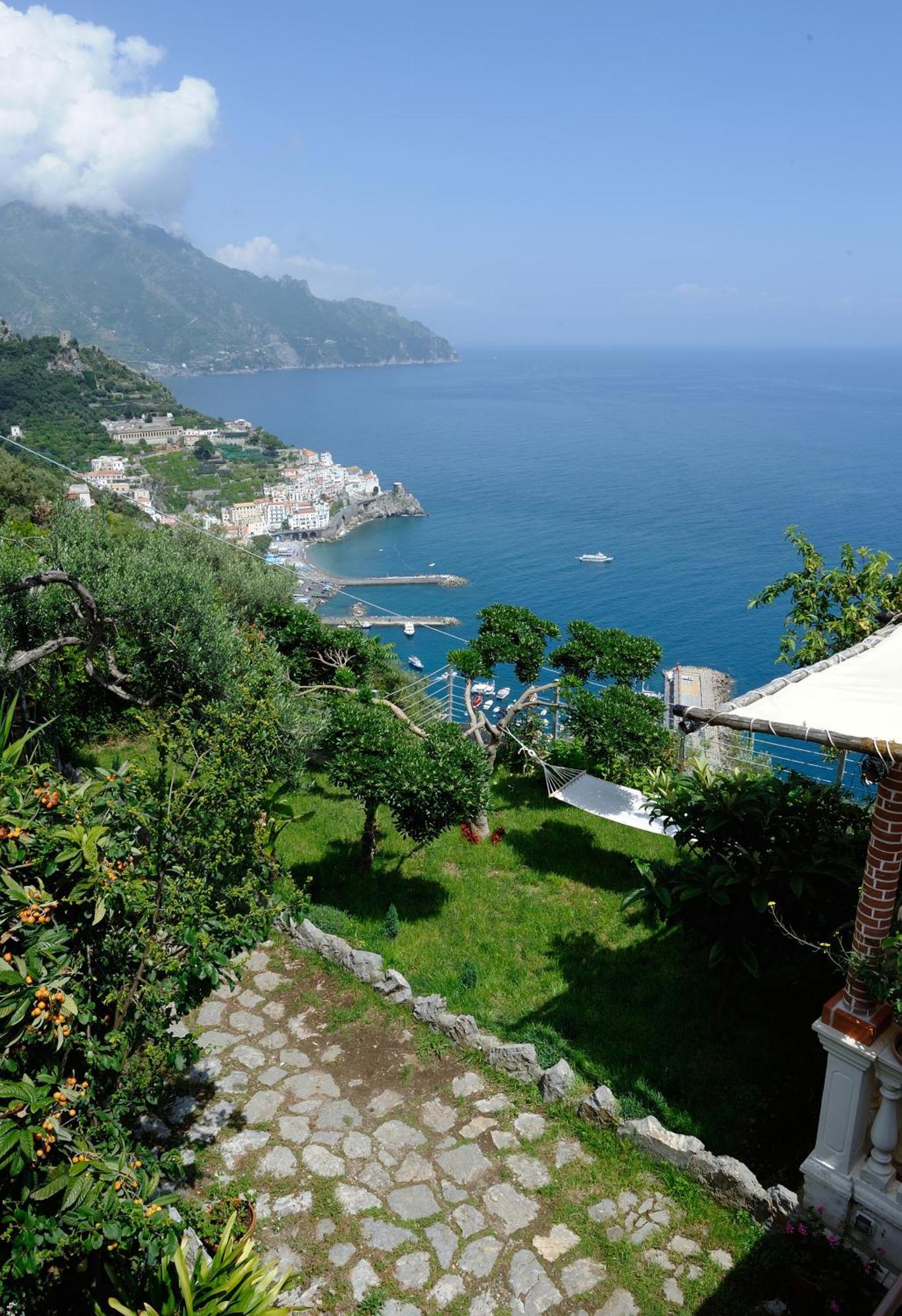 Bed and Breakfast H.H.Le Palme Amalfi Esterno foto
